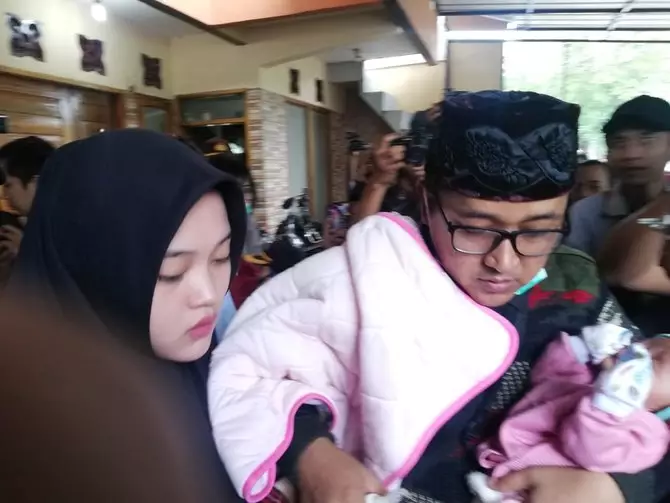 Harta peninggalan Lina Rp 10 M, warisan untuk Rizky Febian & adik © 2020 berbagai sumber