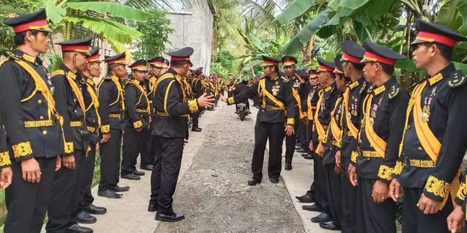 Viral Keraton Agung Sejagat, ini klarifikasi penasihatnya © 2020 merdeka.com Viral Keraton Agung Sejagat, ini klarifikasi penasihatnya © 2020 merdeka.com