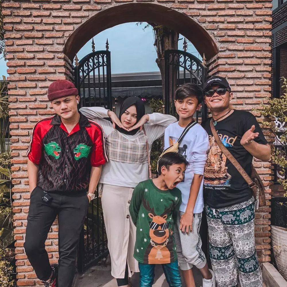 Sule bicara rencana nikah tahun ini, pilih istri kalangan biasa © 2020 instagram.com Sule bicara rencana nikah tahun ini, pilih istri kalangan biasa © 2020 instagram.com