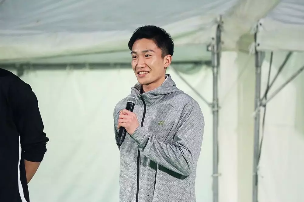 Kento Momota Instagram