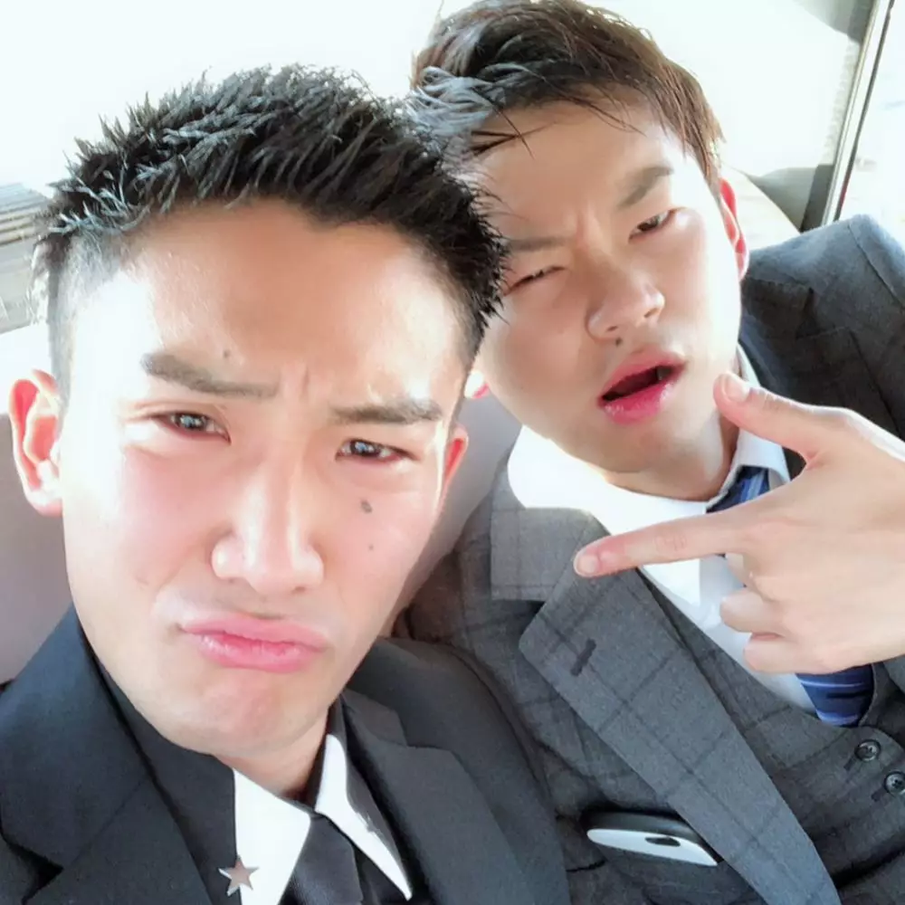 Kento Momota Instagram