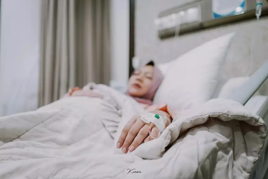 Momen lahiran Risa Saraswati Instagram  Momen lahiran Risa Saraswati Instagram