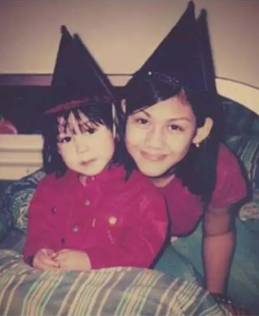 35 foto seleb kecil © 2020 brilio.net 35 foto seleb kecil © 2020 brilio.net