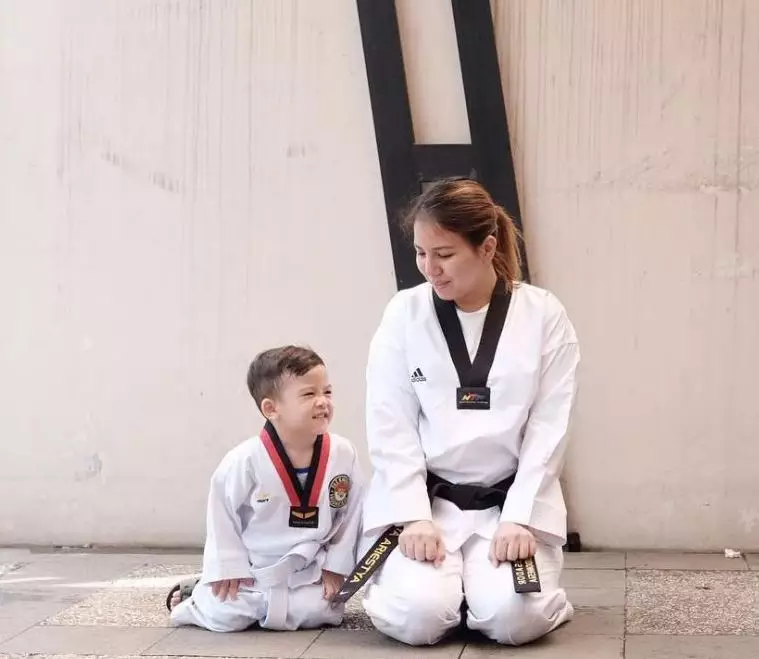 Aksi anak seleb saat olahraga ini gemesin Instagram 