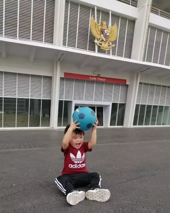 Aksi anak seleb saat olahraga ini gemesin Instagram 