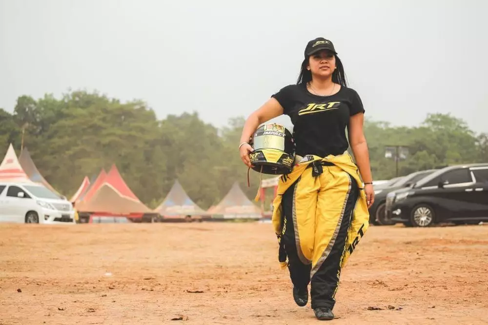 Liana Jhonlin  Instagram 