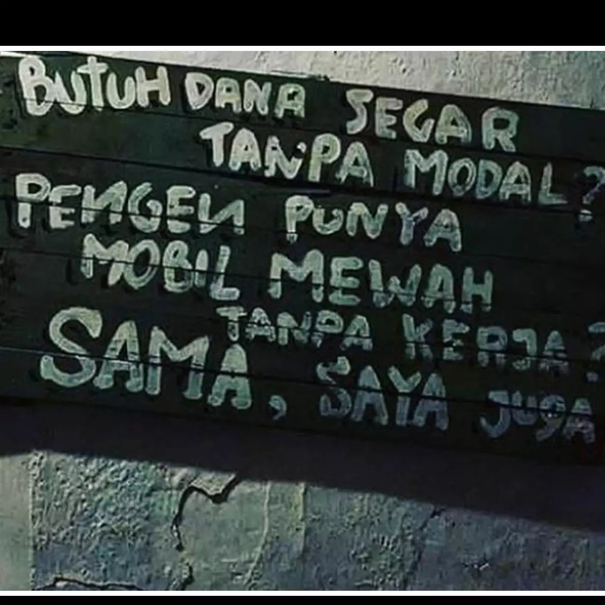 10 Pengumuman unfaedah di tempat umum ini bikin nyesel baca