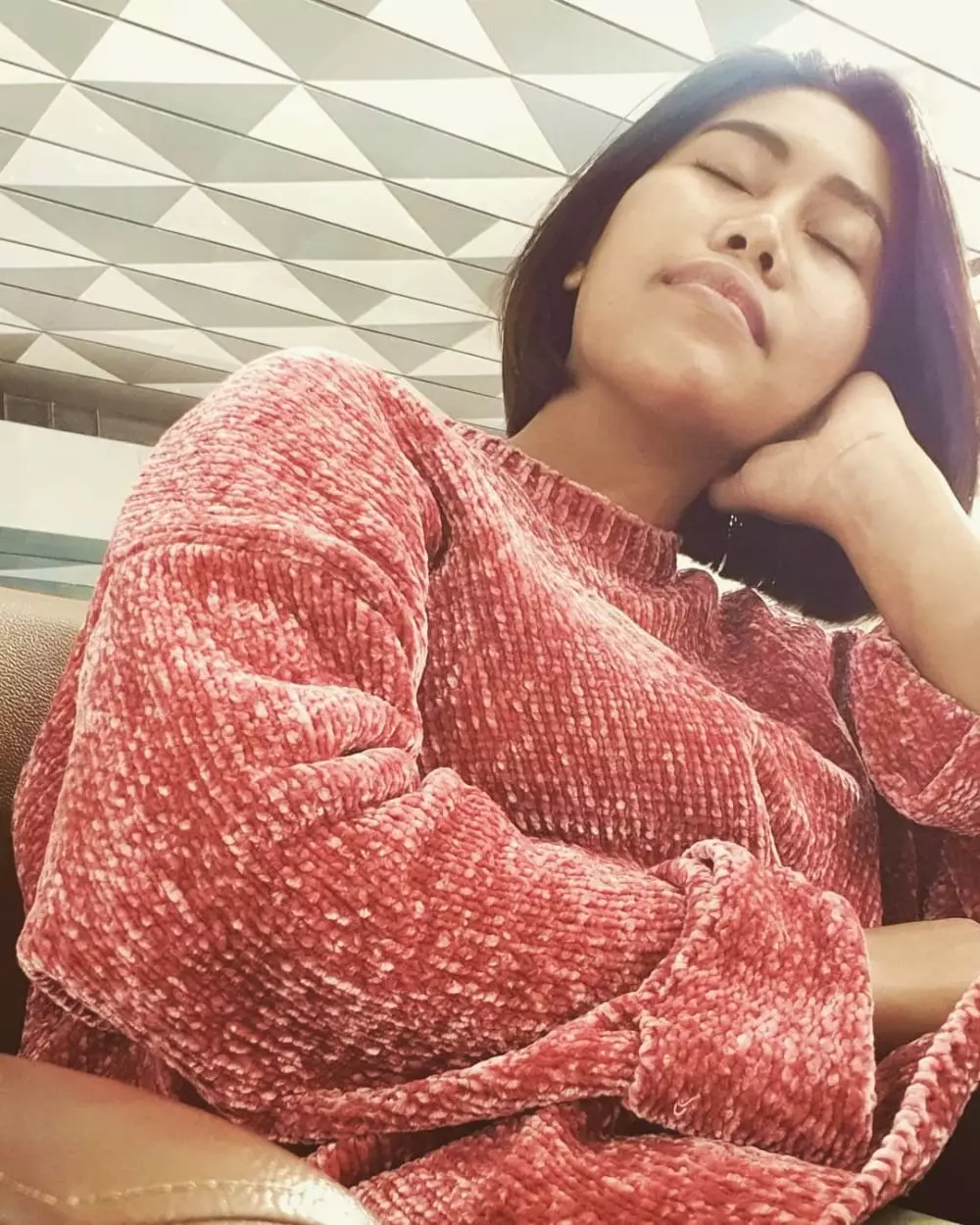 Evi tanpa makeup instagram  Evi tanpa makeup instagram