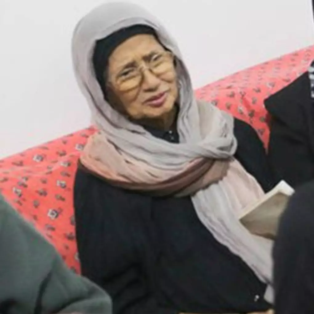 Aktris senior Ade Irawan meninggal dunia di usia 82 tahun