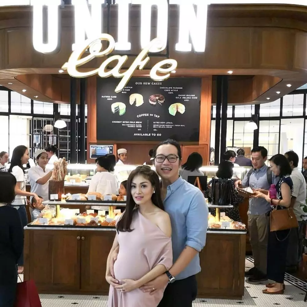 Chef cantik bareng pasangan  Instagram 