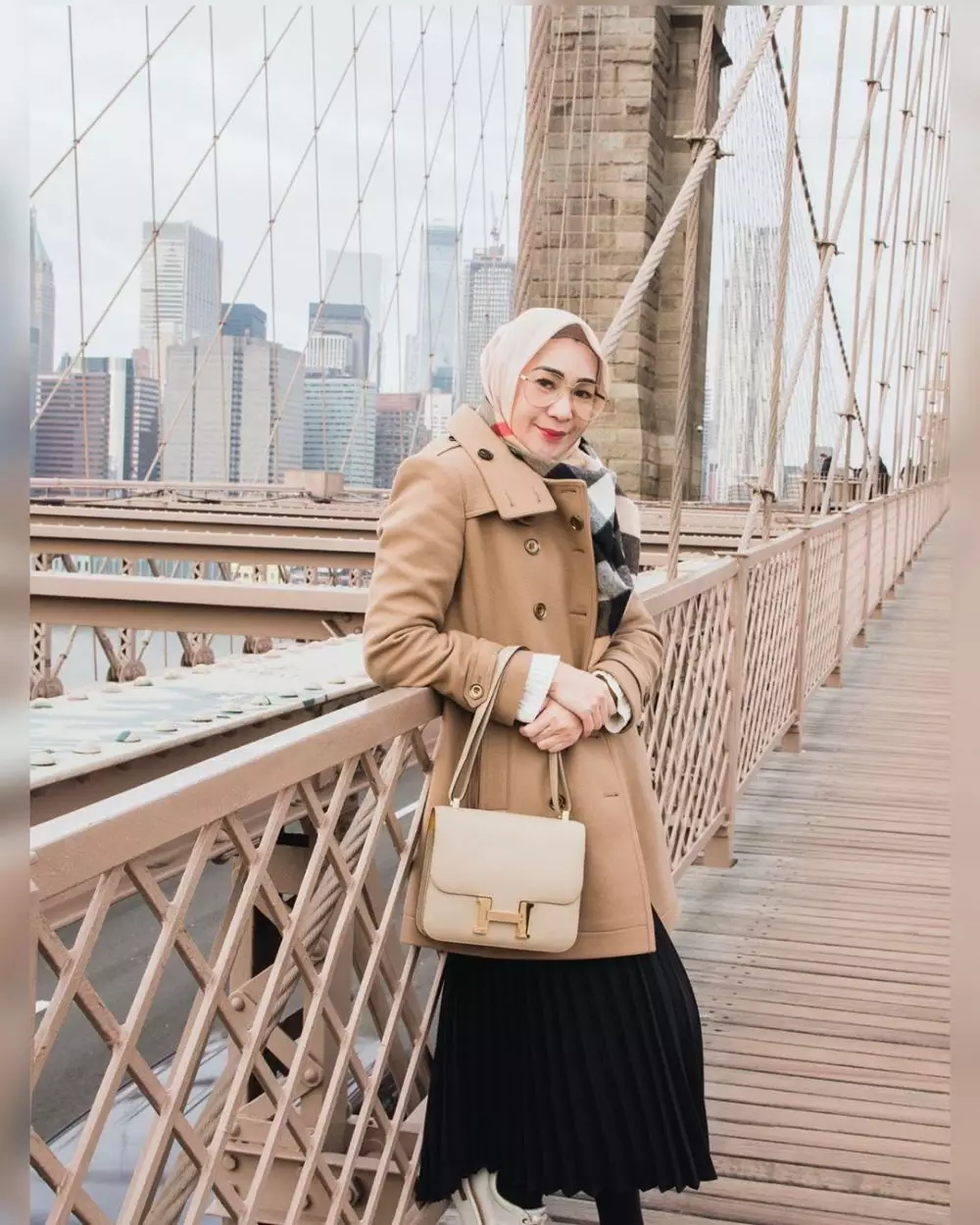 Erin Taulany berhijab  © 2020 Instagram