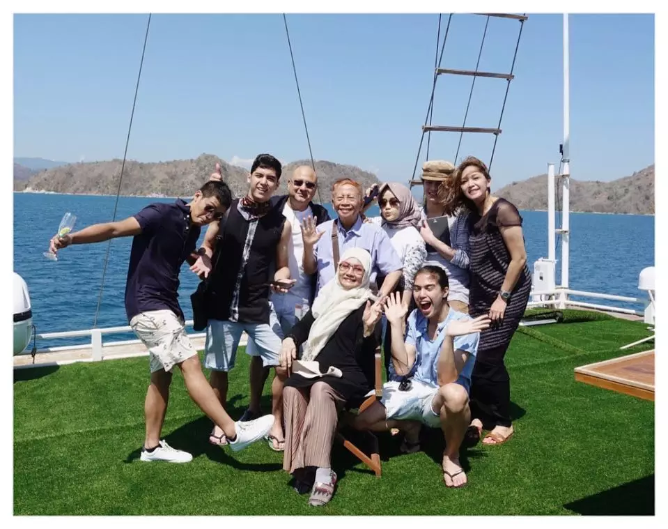 maia estianty orangtua saudara © berbagai sumber