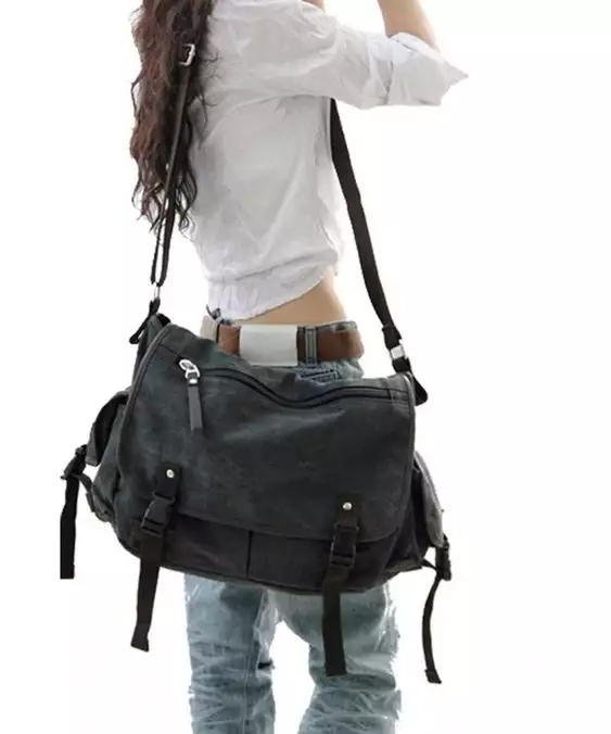 10 Jenis Tas Wanita yang Wajib Kamu Tahu, Termasuk Clutch Bag