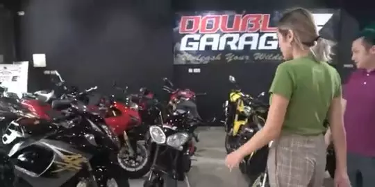 6 Momen Jessica Iskandar beli moge pakai uang Rp 5 ribuan © 2020 youtube.com