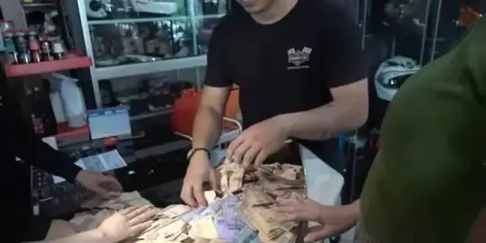 6 Momen Jessica Iskandar beli moge pakai uang Rp 5 ribuan © 2020 youtube.com