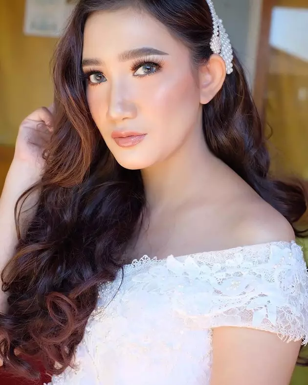 8 Potret Ayu Brylian kakak ipar Nella Kharisma yang cantik memesona © 2020 instagram.com