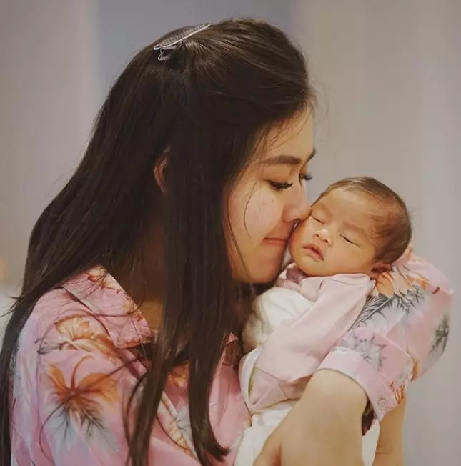 syahnaz dan jeje momong anak Instagram syahnaz dan jeje momong anak Instagram