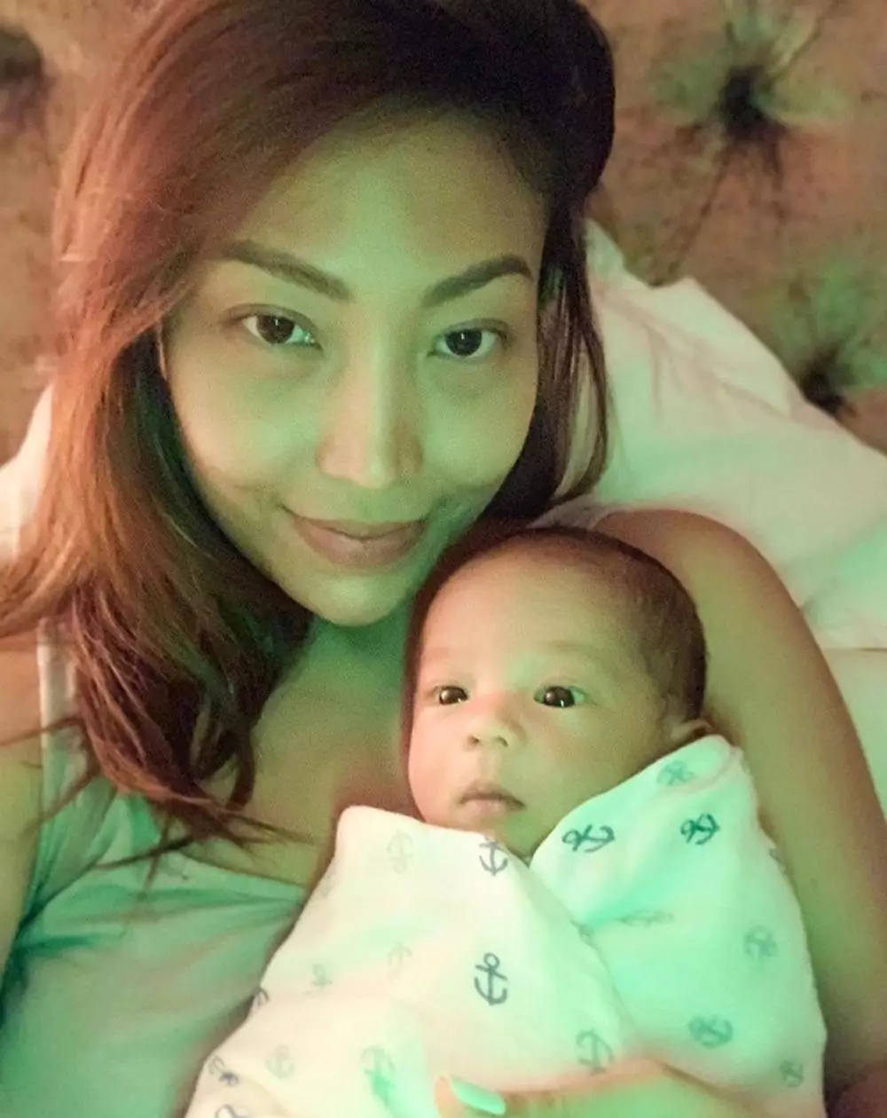 7 Pesona Ayu Dewi tanpa makeup, paras cantiknya jadi sorotan © 2020 instagram.com 7 Pesona Ayu Dewi tanpa makeup, paras cantiknya jadi sorotan © 2020 instagram.com