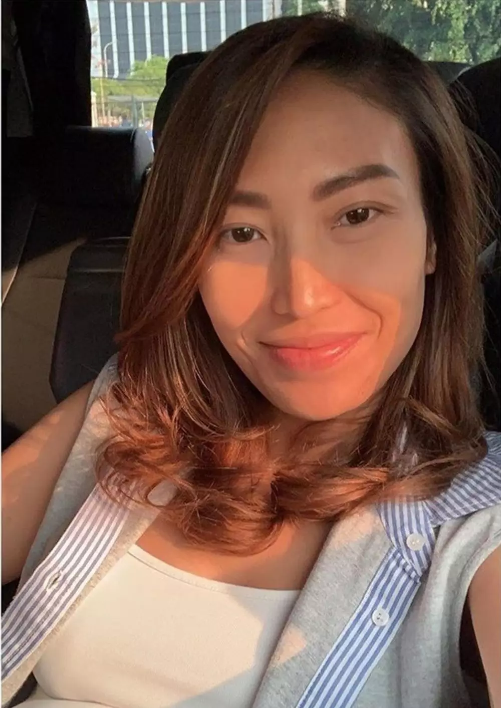 7 Pesona Ayu Dewi tanpa makeup, paras cantiknya jadi sorotan © 2020 instagram.com 7 Pesona Ayu Dewi tanpa makeup, paras cantiknya jadi sorotan © 2020 instagram.com