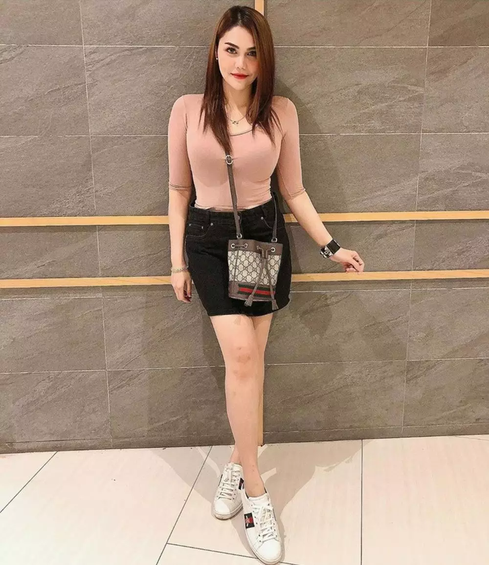 Turun berat badan 30 Kg, ini 7 potret terbaru DJ Katty Butterfly © 2020 instagram.com Turun berat badan 30 Kg, ini 7 potret terbaru DJ Katty Butterfly © 2020 instagram.com