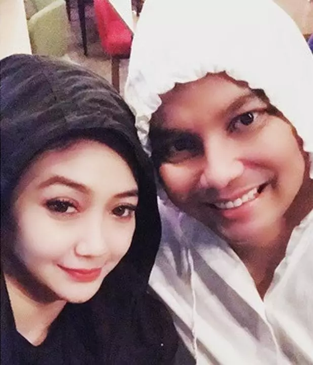 Mpok Fatimah ibu si Entong © 2020 instagram.com