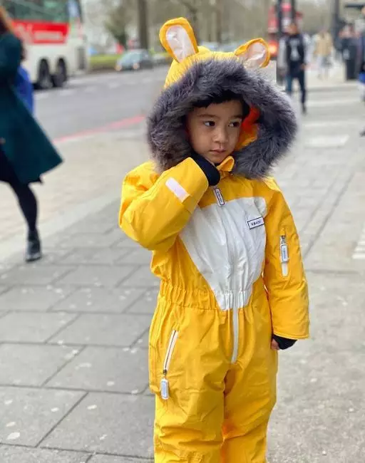 gaya rafathar saat liburan  Instagram