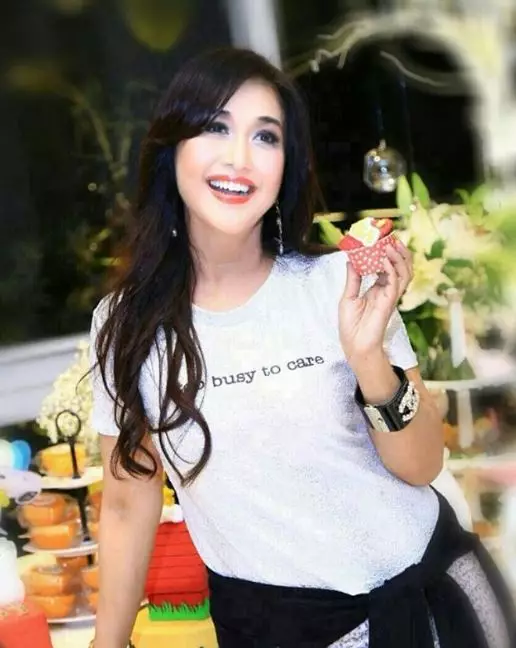 pemain sinetron karmila  Instagram