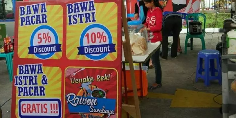 spanduk absurd bikin geleng kepala © 2020 1cak.com