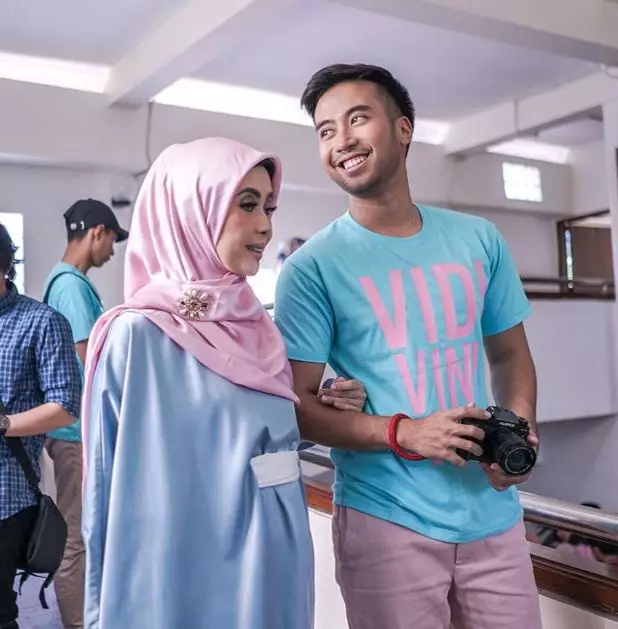 potret vidi bareng ibunda Instagram