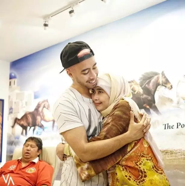 potret vidi bareng ibunda Instagram