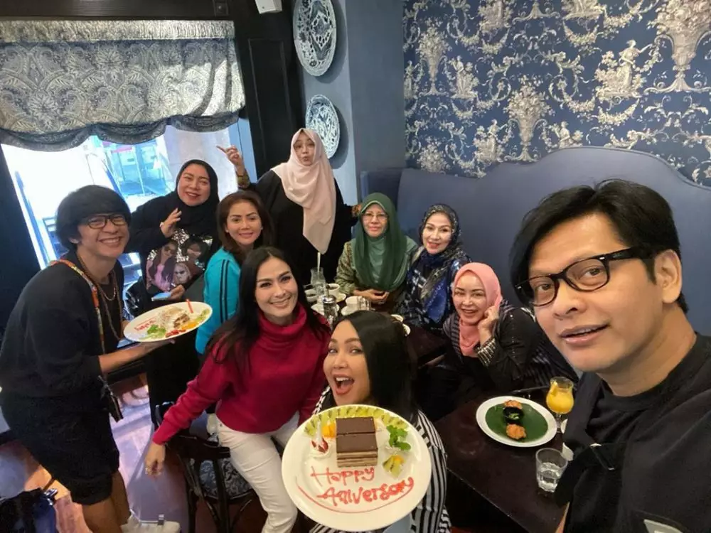 Melly Goeslaw ultah  Instagram 