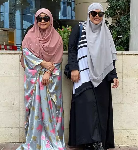 potret okky lukman umrah  Instagram