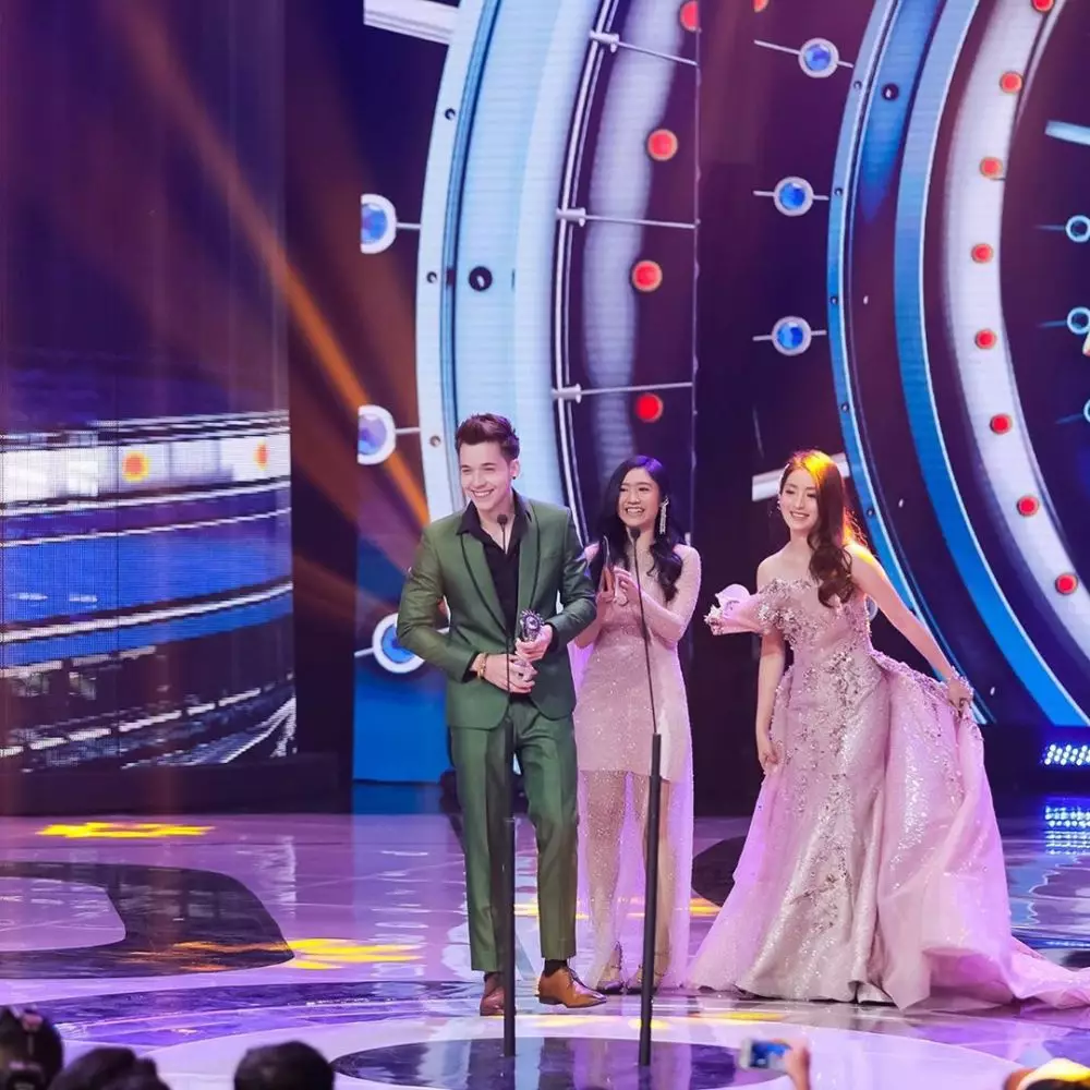 Natasha Wilona jawab mantan berbagai sumber Natasha Wilona jawab mantan berbagai sumber