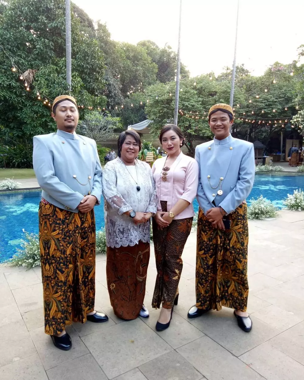 potret Suti Karno pakai kebaya ini manglingi Instagram/@sutykarno