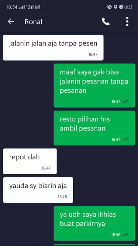 chat wa penumpang gegara uang parkir © Facebook/zoonymae