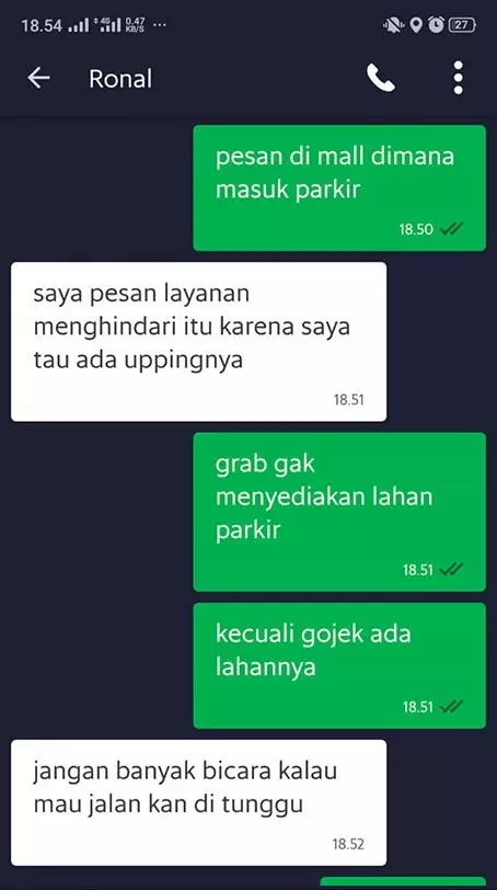 chat wa penumpang gegara uang parkir © Facebook/zoonymae