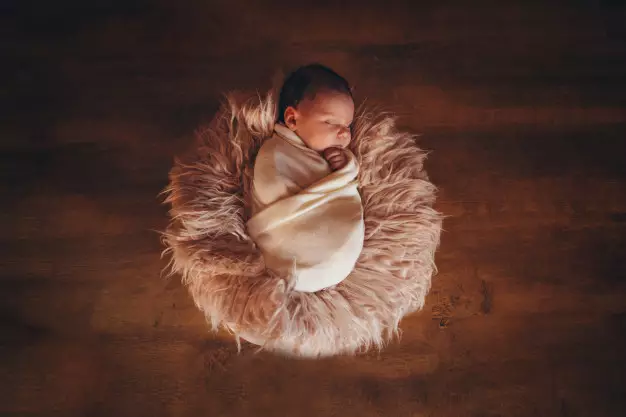 bayi tiga suku kata istimewa