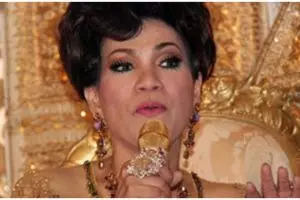 Lama tak muncul di layar kaca, Dorce Gamalama kini jualan kembang