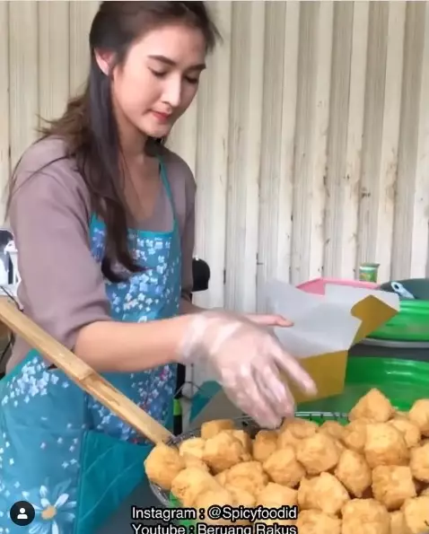 penjual tahu go viral fatmawati © berbagai sumber
