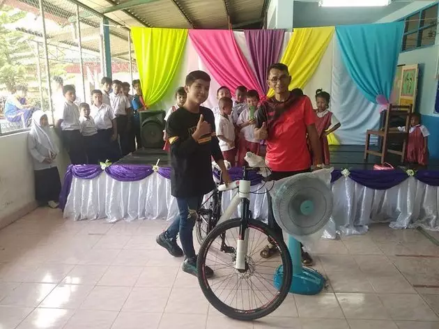 Jirayut pulang kampung  Instagram 