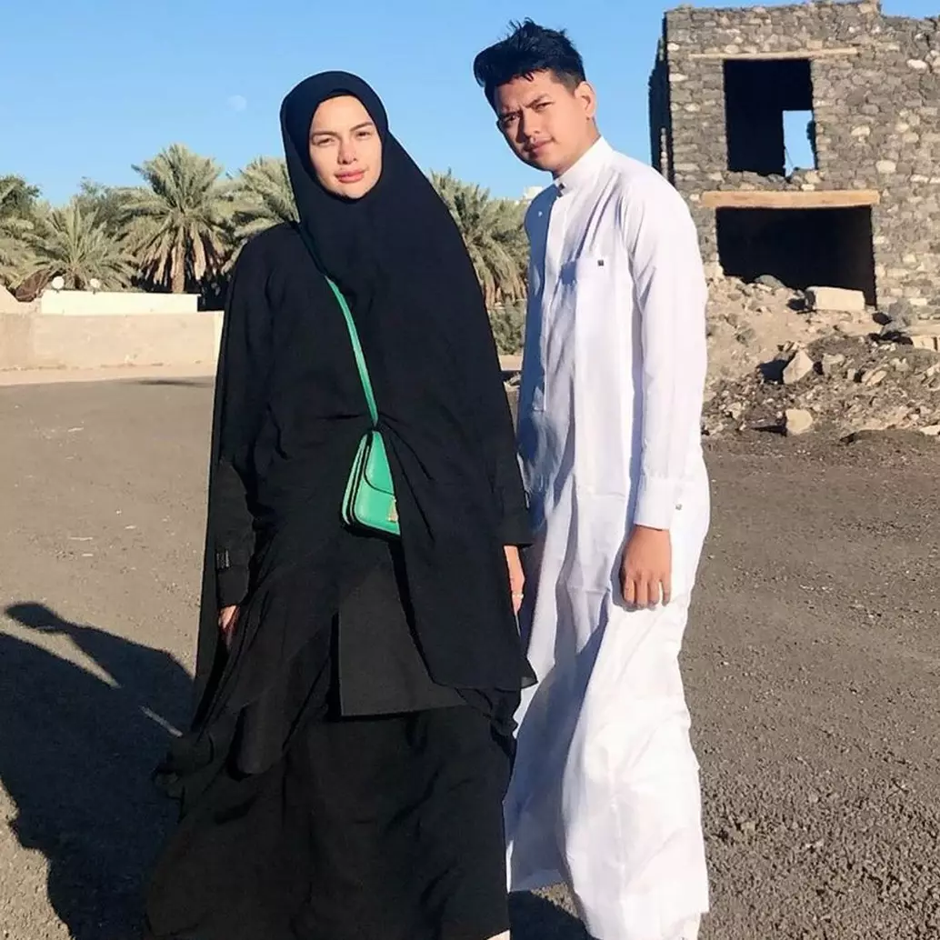 6 Pesona Lintang Fajar adik Nikita Mirzani, jarang terekspos