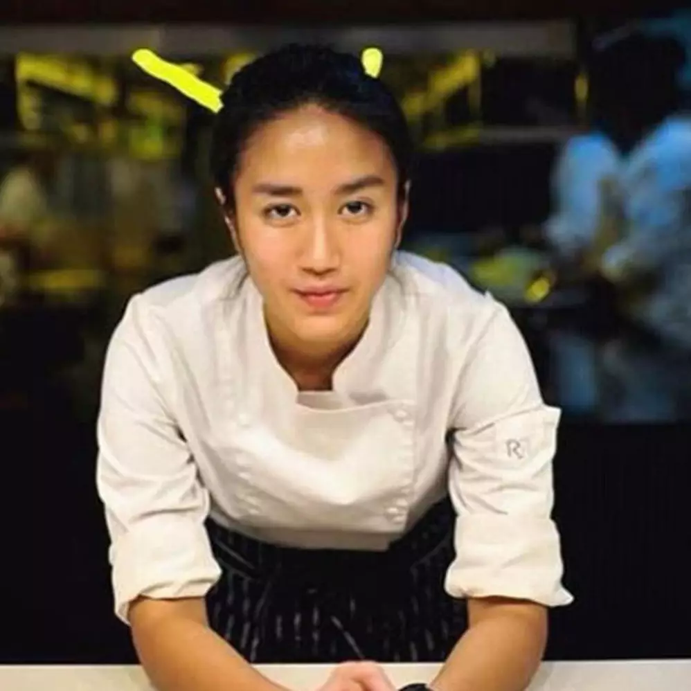 Biasa tampil cool, ini 6 momen Renatta Moeleok bergaya kocak