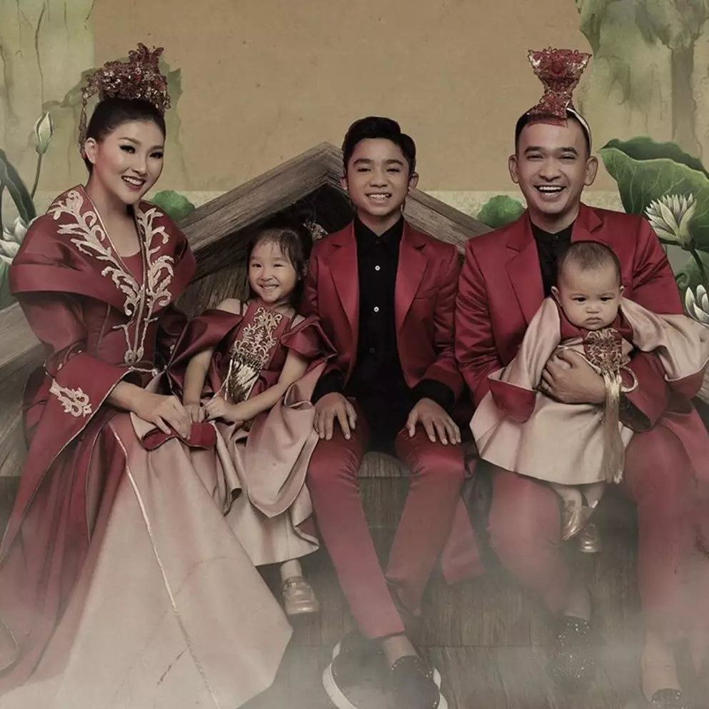 Rayakan Imlek, Betrand Peto dapat nama baru dari Ruben Onsu