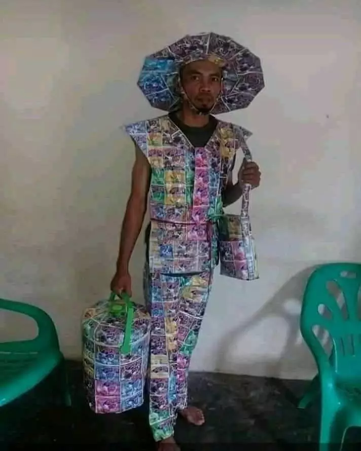 cara nyeleneh orang waktu bekerja © 2020 instagram.com cara nyeleneh orang waktu bekerja © 2020 instagram.com