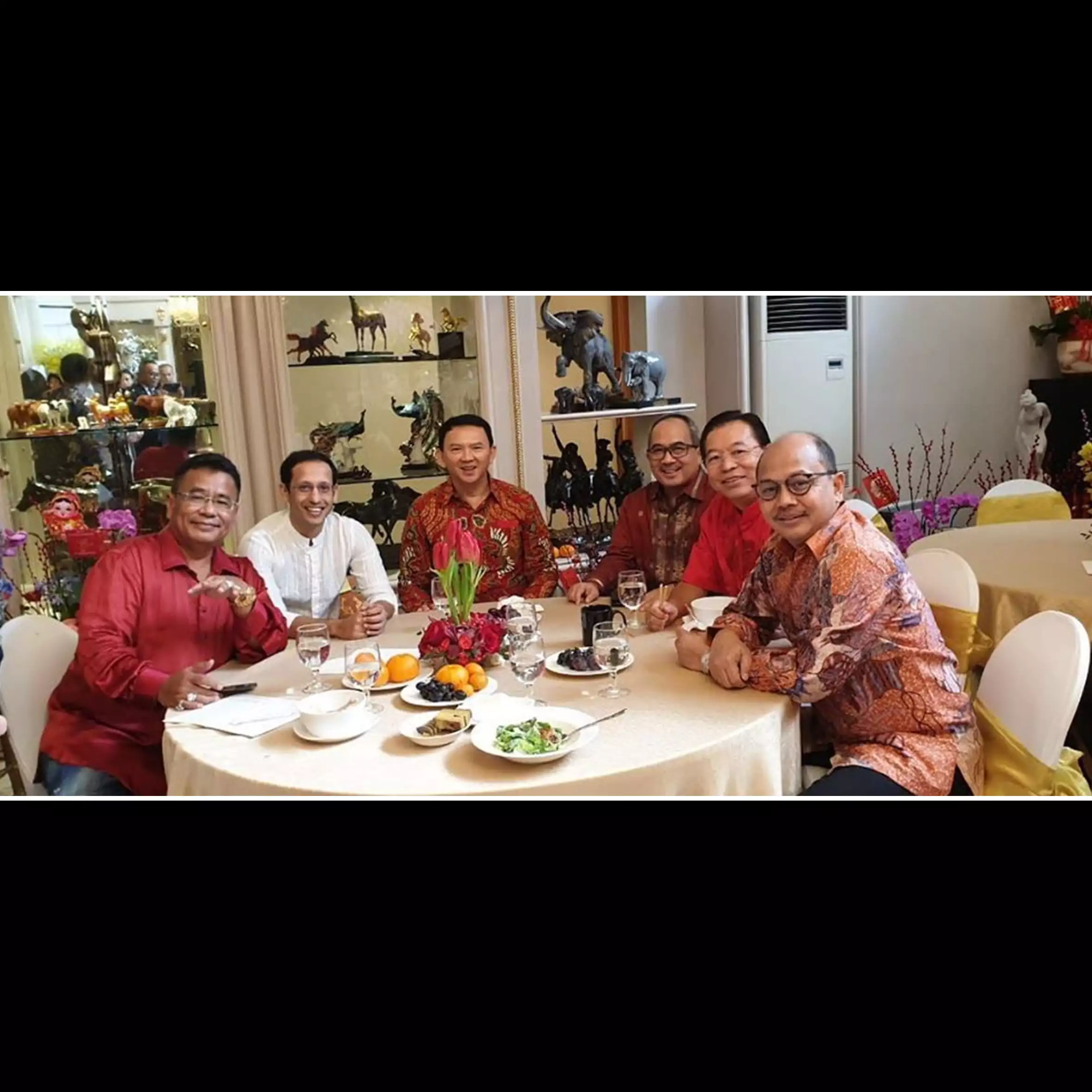 5 Potret perayaan Imlek di rumah Konglomerat Indonesia, meriah abis