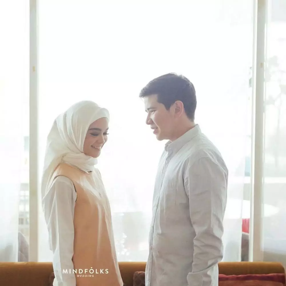 Gaya prewedding seleb ini unik & keren Instagram  Gaya prewedding seleb ini unik & keren Instagram