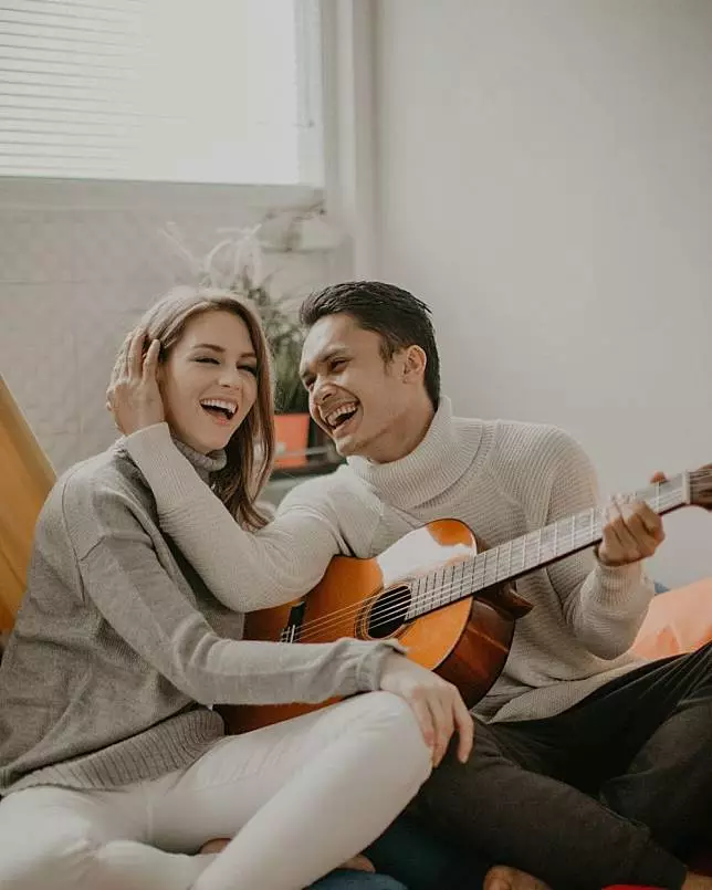 Gaya prewedding seleb ini unik & keren Instagram  Gaya prewedding seleb ini unik & keren Instagram
