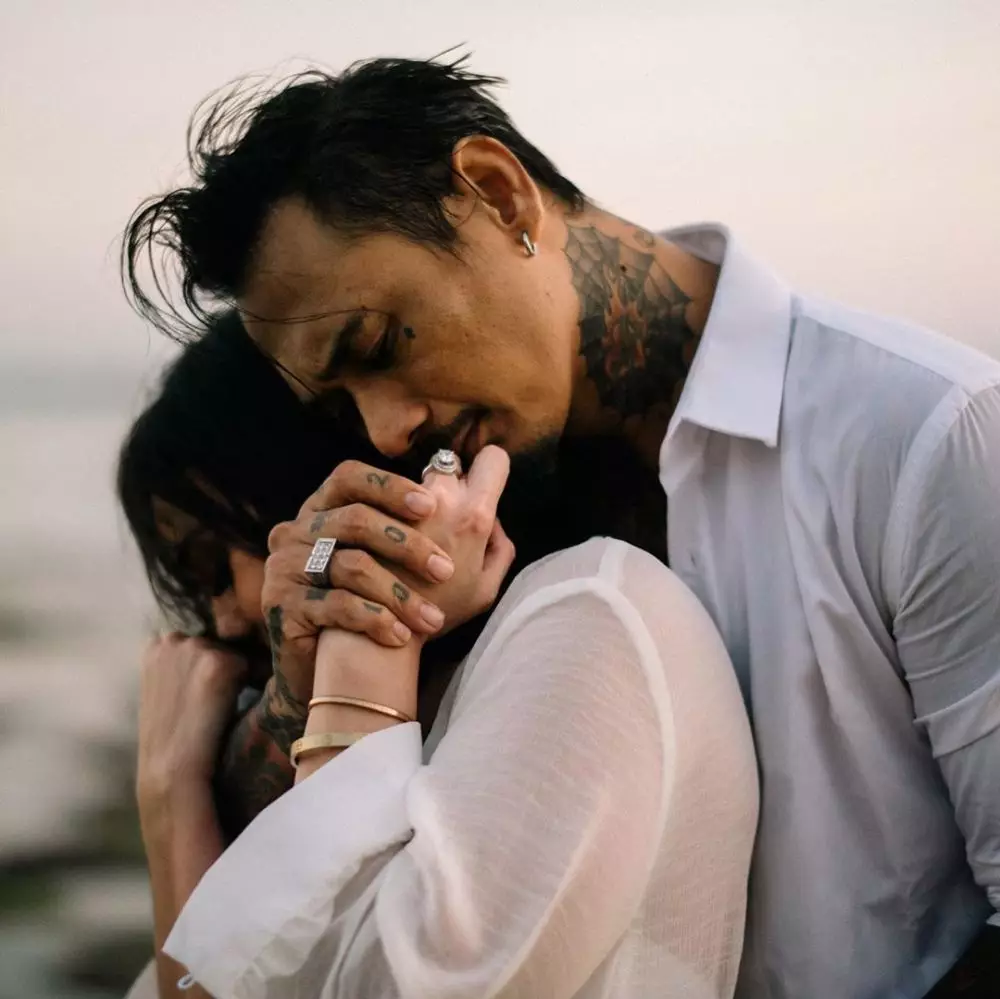 Gaya prewedding seleb ini unik & keren Instagram  Gaya prewedding seleb ini unik & keren Instagram