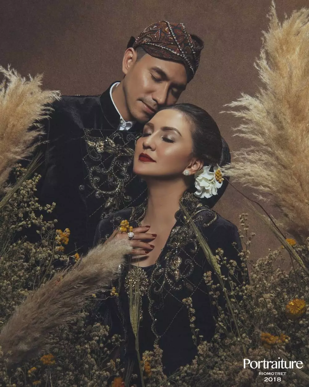 Gaya prewedding seleb ini unik & keren Instagram  Gaya prewedding seleb ini unik & keren Instagram