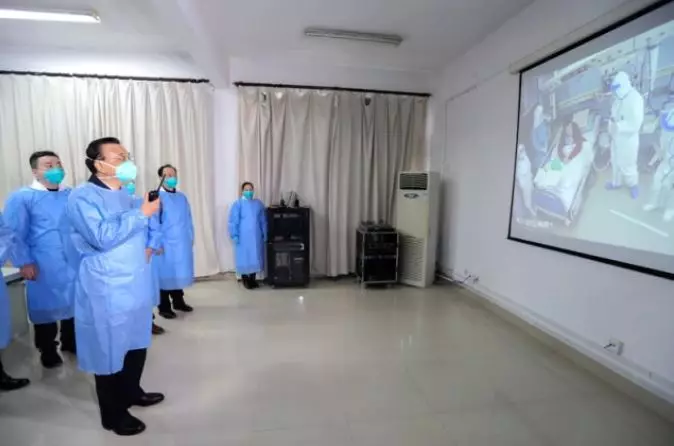 momen PM china ke wuhan  Istimewa